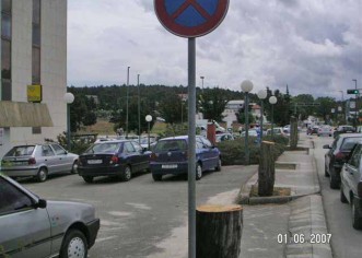 "Nova" pošta ostala bez čempresa, ostala samo "gola arhitektura"